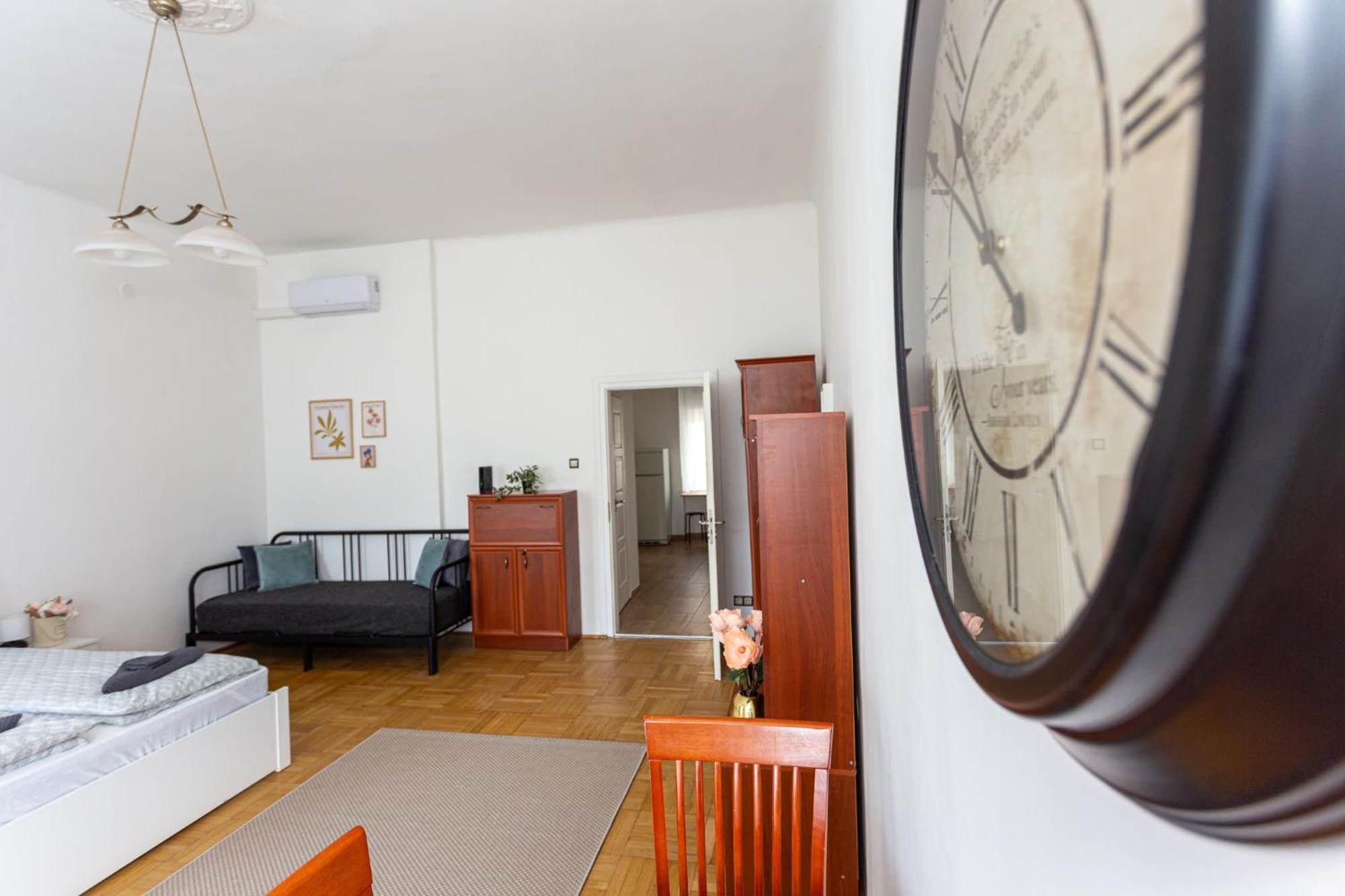 Urania Apartments Budapest Luaran gambar